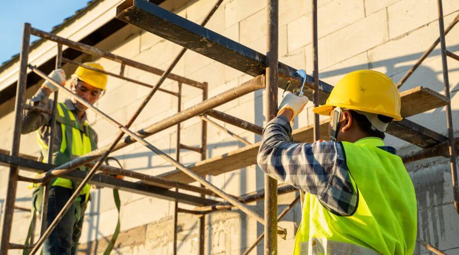 Professional residential roofers in Ogden, IA